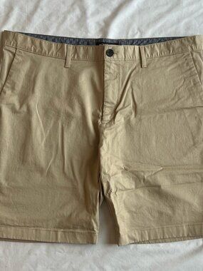 Michael Kors Khaki Stretch Chino Shorts - Men's 38W x 9L